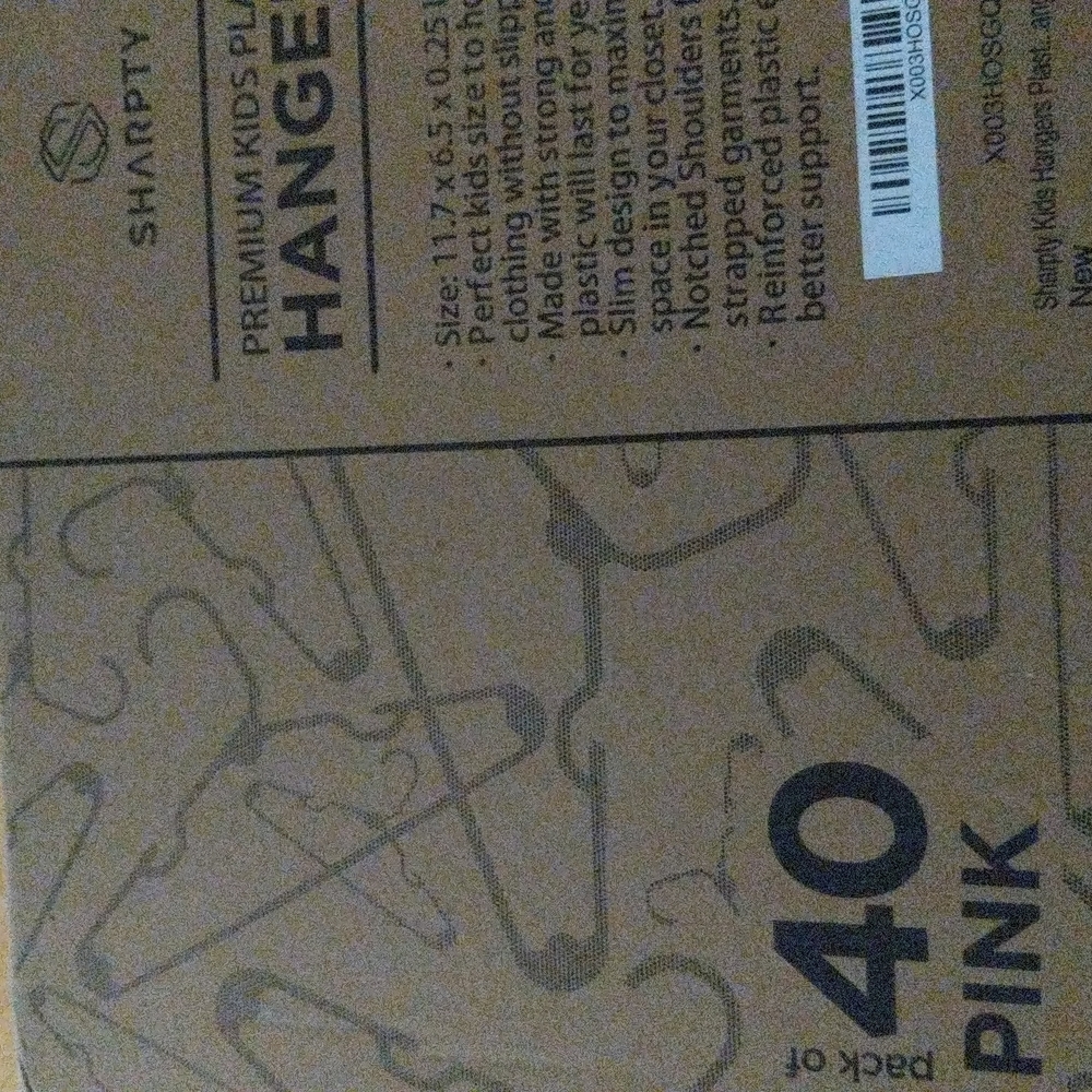 New In Box 40 Pink Kids Hangers